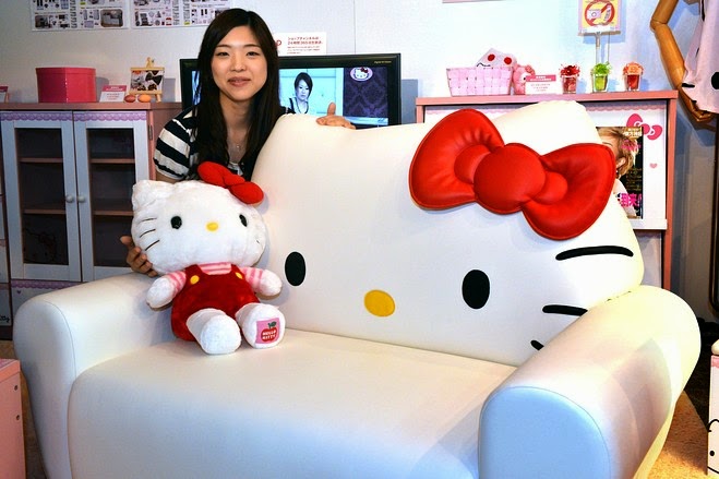 sofa anak hello kitty