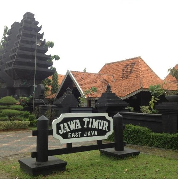 Mengenal Anjungan Jawa Timur Taman Mini Indonesia Indah  TMII