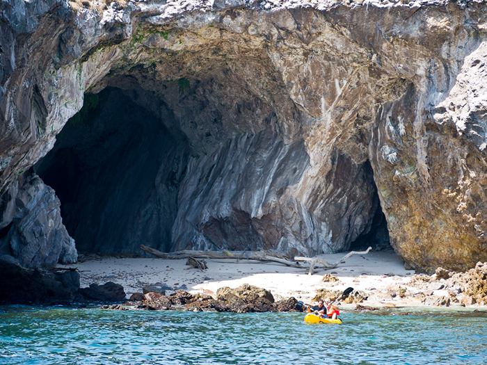 Marieta Islands, off the coast of Puerto Vallarta, Mexico is currently gaining a lot of attention by tourists. Many have visited this site before but couldn’t understand the wow factor involved until after an impressive and beautifully detailed capture of this beach was photographed by Thomas Porty.