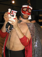 El Generico With HIs Little Friend