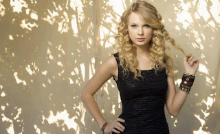 Taylor Swift,Beautiful American Country Pop Singer