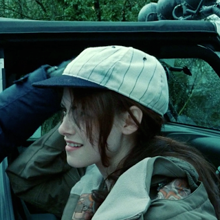 Bella Swan in cap