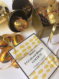 Eggstraordinarily Golden Easter pun gift @michellepaigeblogs.com