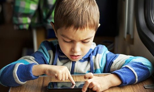 cara-mengatasi-kecanduan-gadget-pada-anak-anak