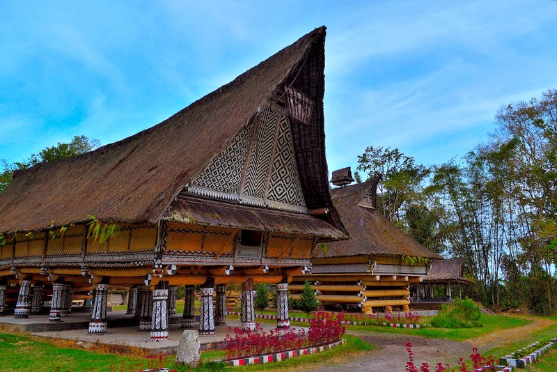  Rumah  Bolon  Rumah  Adat Raja Batak Sumatera Utara 