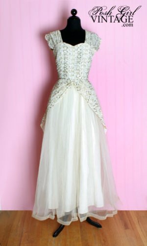 Vintage Wedding Gowns are another ecochic way to look stylish on your 