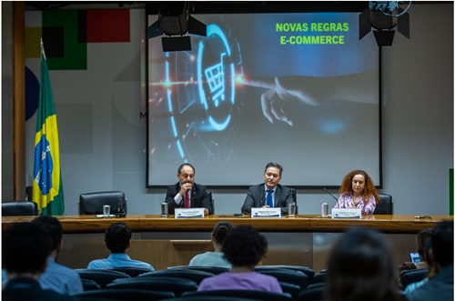RECEITA FEDERAL REGRA IMPORTAÇÃO E-COMMERCE TAXAÇÃO REMESSA INTERNACIONAL IMPORTAÇÃO MEDICAMENTOS IMPOSTO