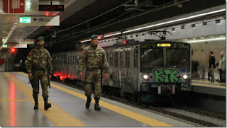 Militari in stazione