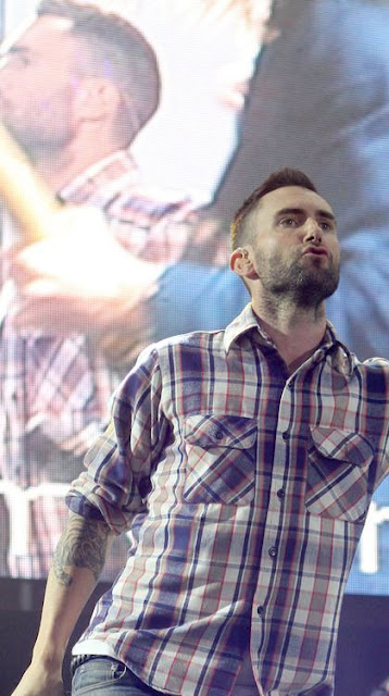 Top 50 การแต่งตัวสไตล์อดัม เลอวีน Adam Levine นักร้องนำ Maroon 5