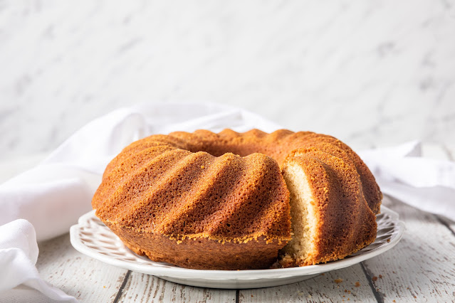 Ciambellone integrale allo yogurt