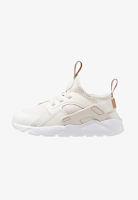 https://www.zalando.be/nike-sportswear-huarache-run-ultra-sneakers-laag-phantommetallic-red-bronzewhite-ni113f00e-a11.html