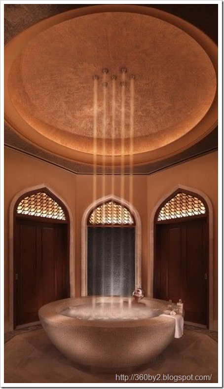 Beautiful Atlantis Palm Hotel and Resort in Dubai
