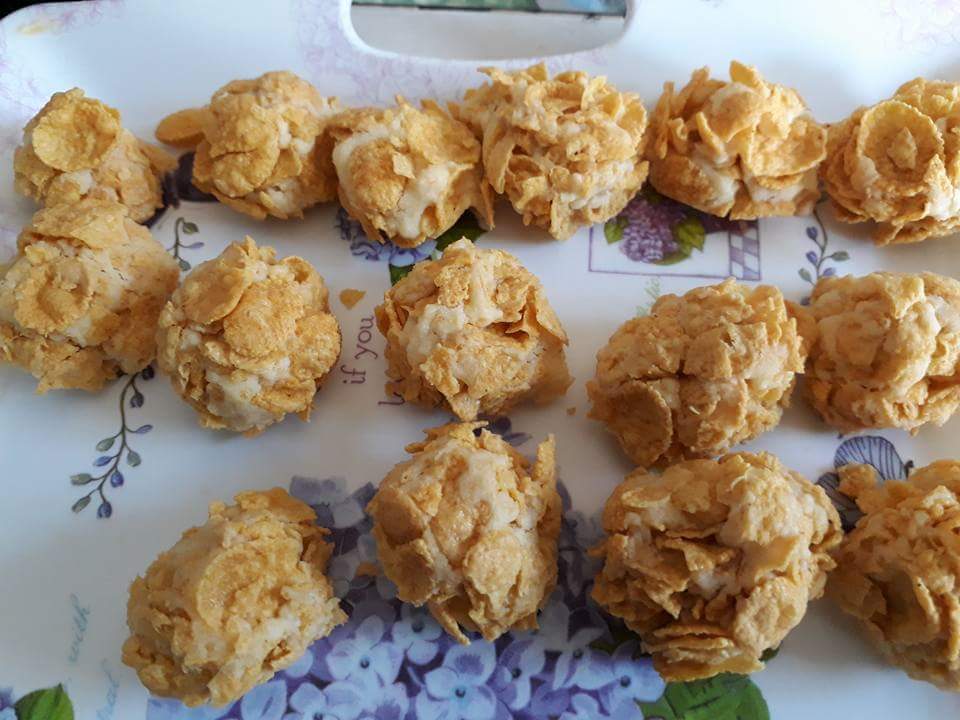 Resepi Cornflakes crunchy - Resepi Kek & Biskut Raya Resepi Cornflakes crunchy - Resepi Kek & Biskut Raya