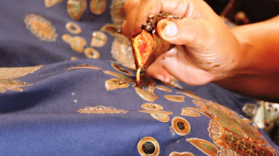 Batik Paoman, Batik Tulis Khas Indramayu Identik dengan Motif Unsur Laut