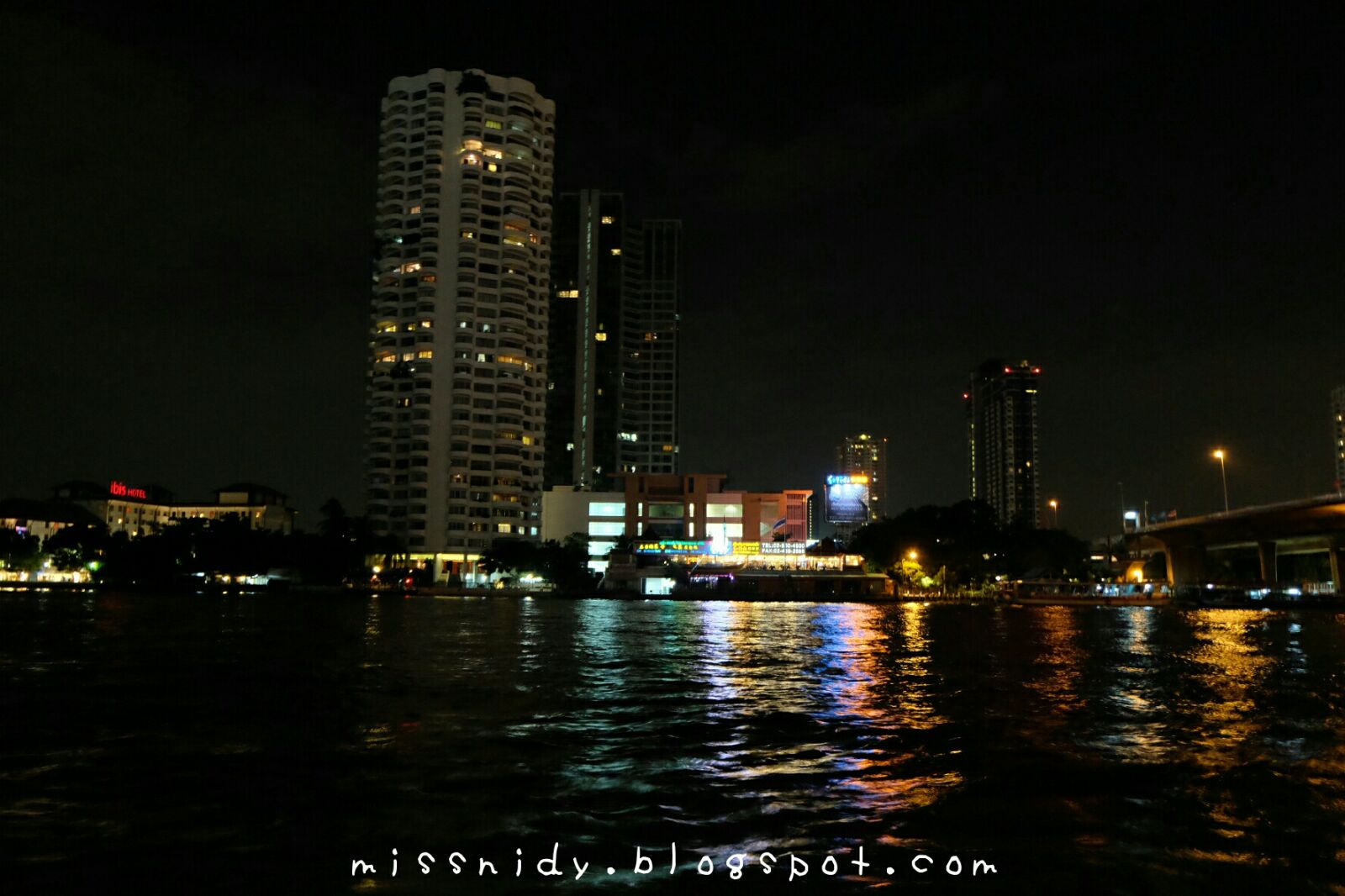 cara menuju asiatique the riverfront bangkok