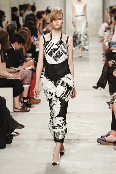 HiimaB_CHANEL_072_1366_450x67HiimaB5