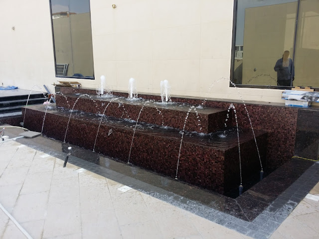 swimming pool contractors in dubai