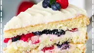 Berry Chantilly Cake