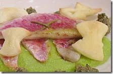 Triglie e piselli con pesto di olive