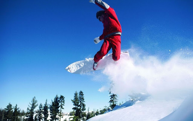 Snowboarding Action