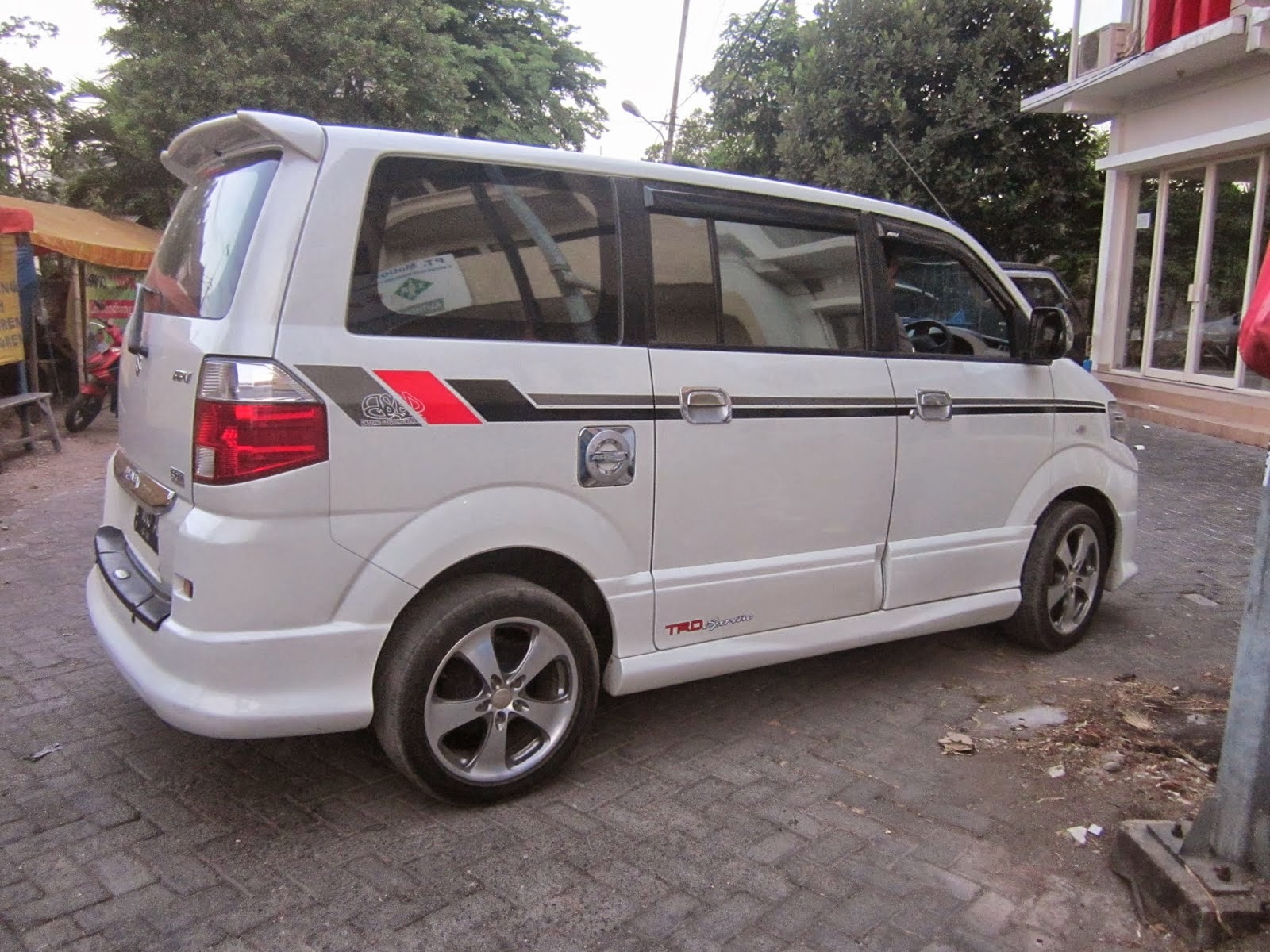 Kumpulan Cutting Sticker Mobil Suzuki Katana Terlengkap