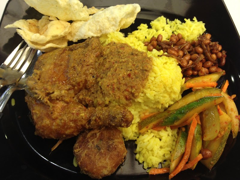Top Ide Nasi Kuning Rendang