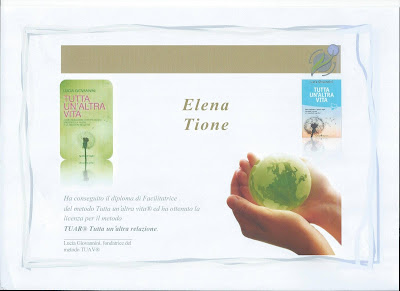 Elena Tione | Diploma licenza  metodo Tutta un'Altra Relazione® di Lucia Giovannini, anno 2015  abilitazione facilitatore & coach