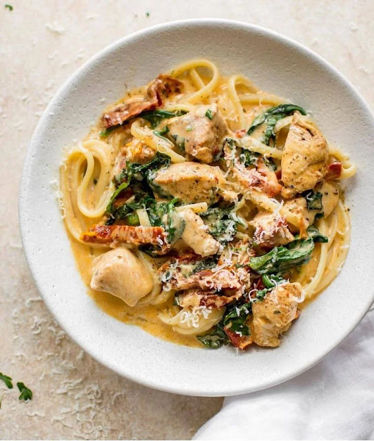 Perfect Creamy Tuscan Chicken Pasta