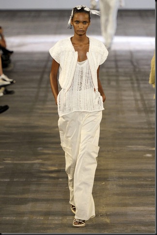 ALEXANDER-WANG-SPRING-RTW-2011-PODIUM-030_runway