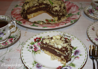 Torta con ganache di cioccolato fondente