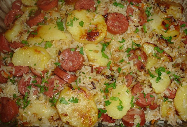 Receita de Arroz com linguiça