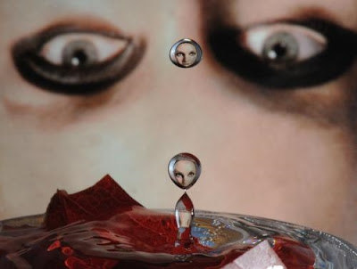 Face in a Drop photograph