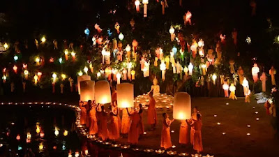 Yi Peng Lantern Festival / Thailand