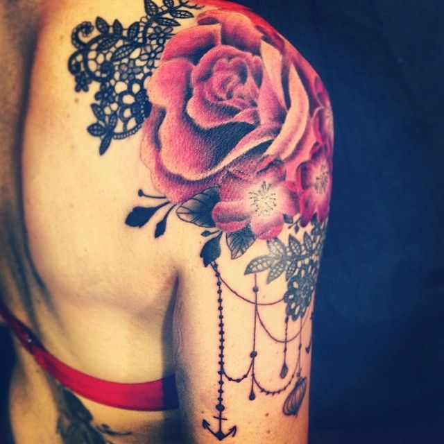  Small Rose Tattoos Designs for Men and Women 