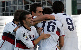 Prediksi skor Genoa vs Cagliari 2 Mei 2012