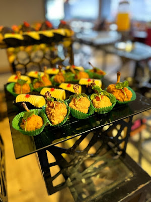 Kue Kue yang disajikan di Mercure Ibis Pontianak