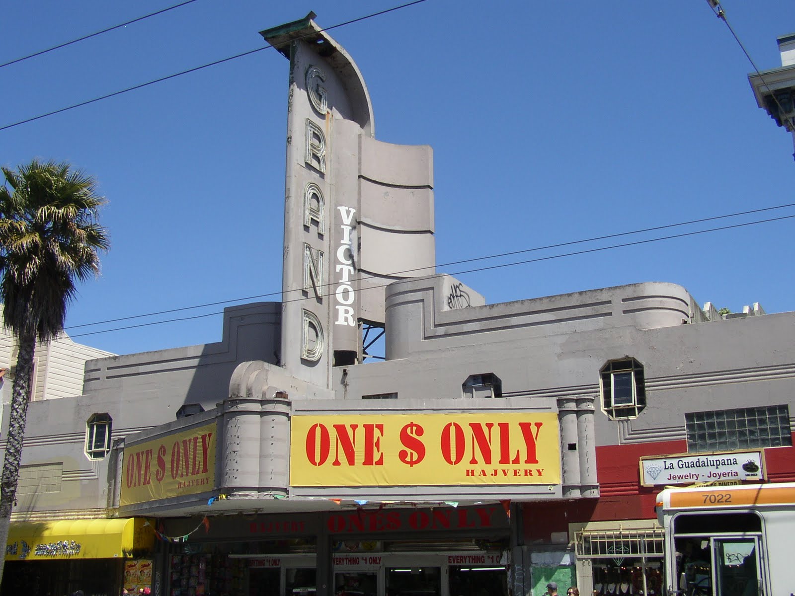 100 Movies, 100 Theaters: Tour of the Mission