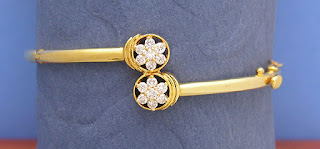 http://www.miranijewelers.com/bracelets.htm