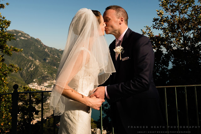 Wedding kiss Ravello