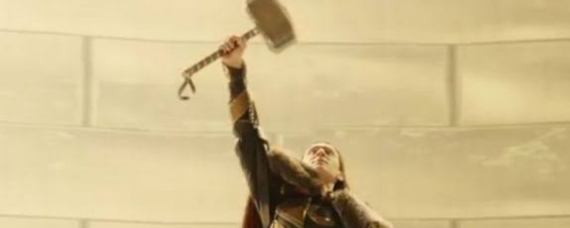 Loki lifting mjolnir