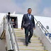 شاهد.. الصور الأولية لحظة وصول رئيس الحكومة إلى عدن