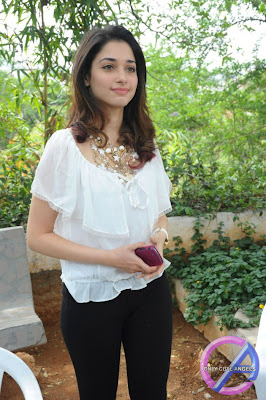South_Actress_Tamanna_In_White_Dress