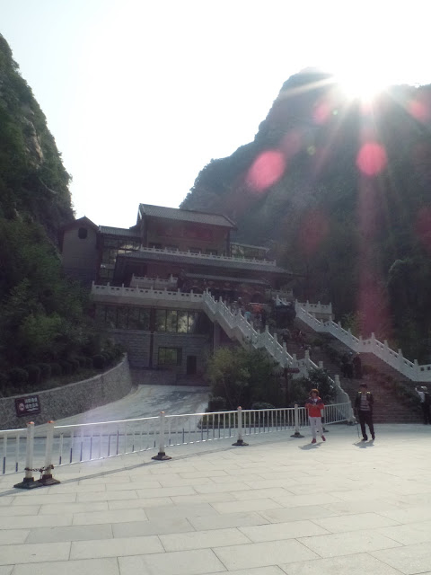 huashan west peak cable car lower station