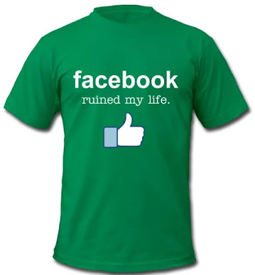 Kaos T-Shirt Facebook Ruined My Life Warna Hijau