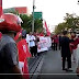 Mengejutkan! Rombongan Capres Prabowo Hentikan Mobilnya Melihat Massa Warna Merah