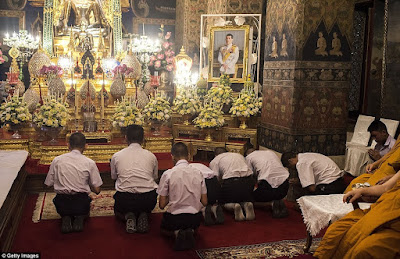 Thailand's Maha Vajiralongkorn ascends throne