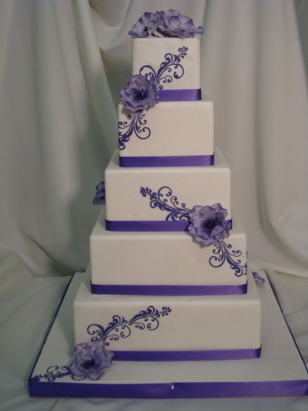 wedding cake purple