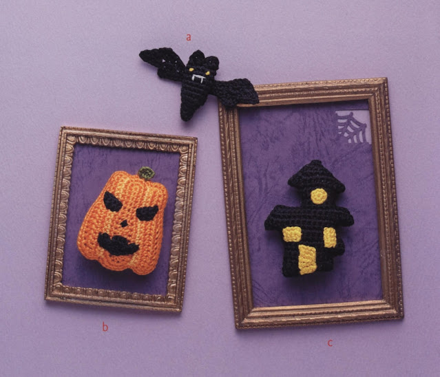 Free Crochet Pattern Halloween Set: Bat, Pumpkin and Haunted House