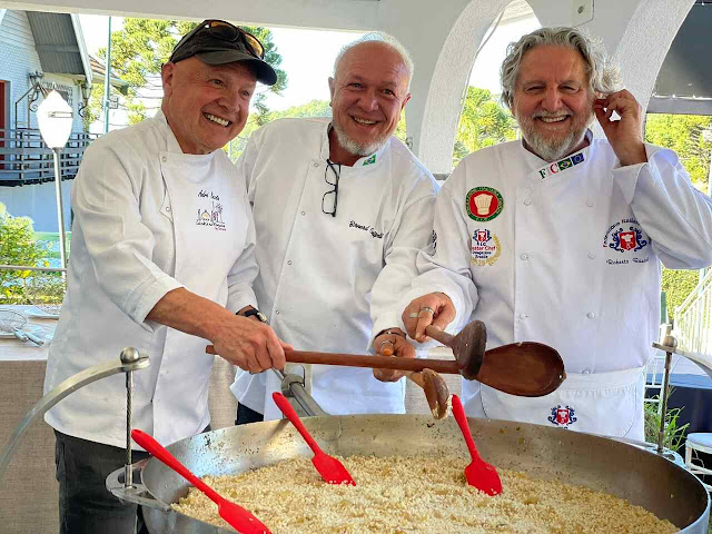 Três Chefs .