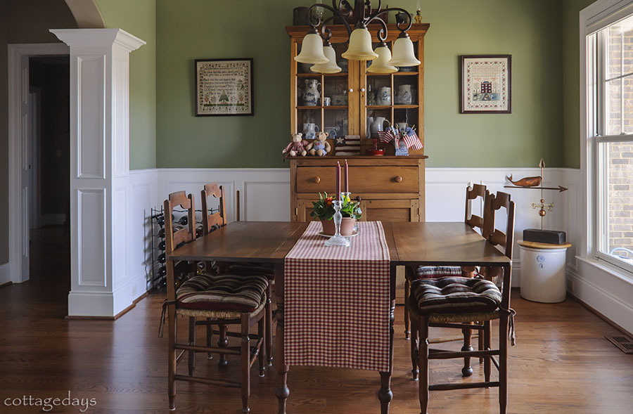 Antique Country Dining Room Set